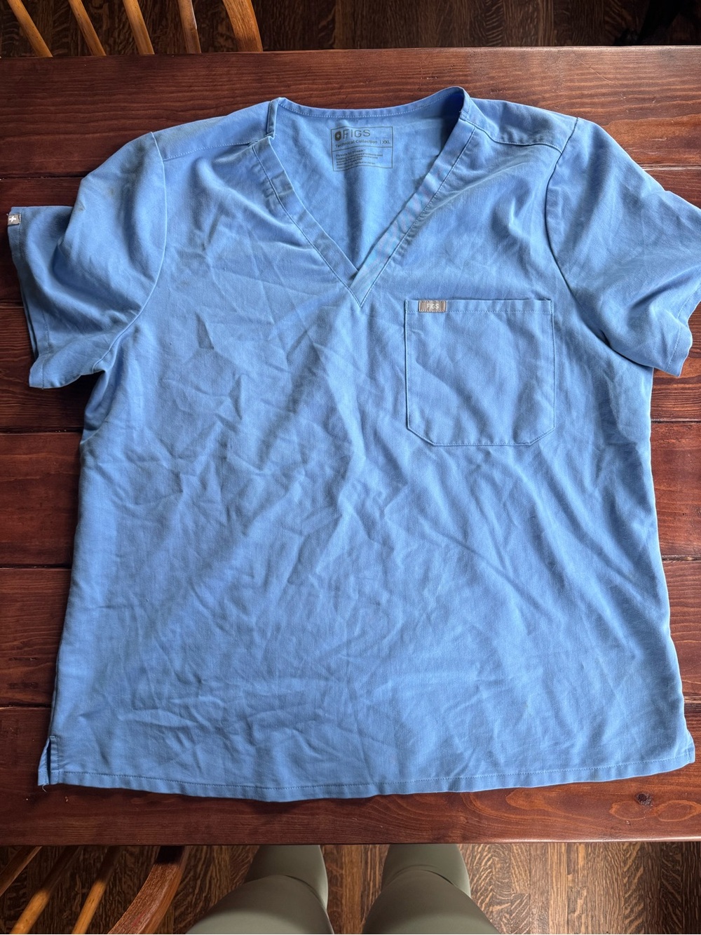 FIGS Technical Collection Blue V-Neck Scrub Top Size XXL